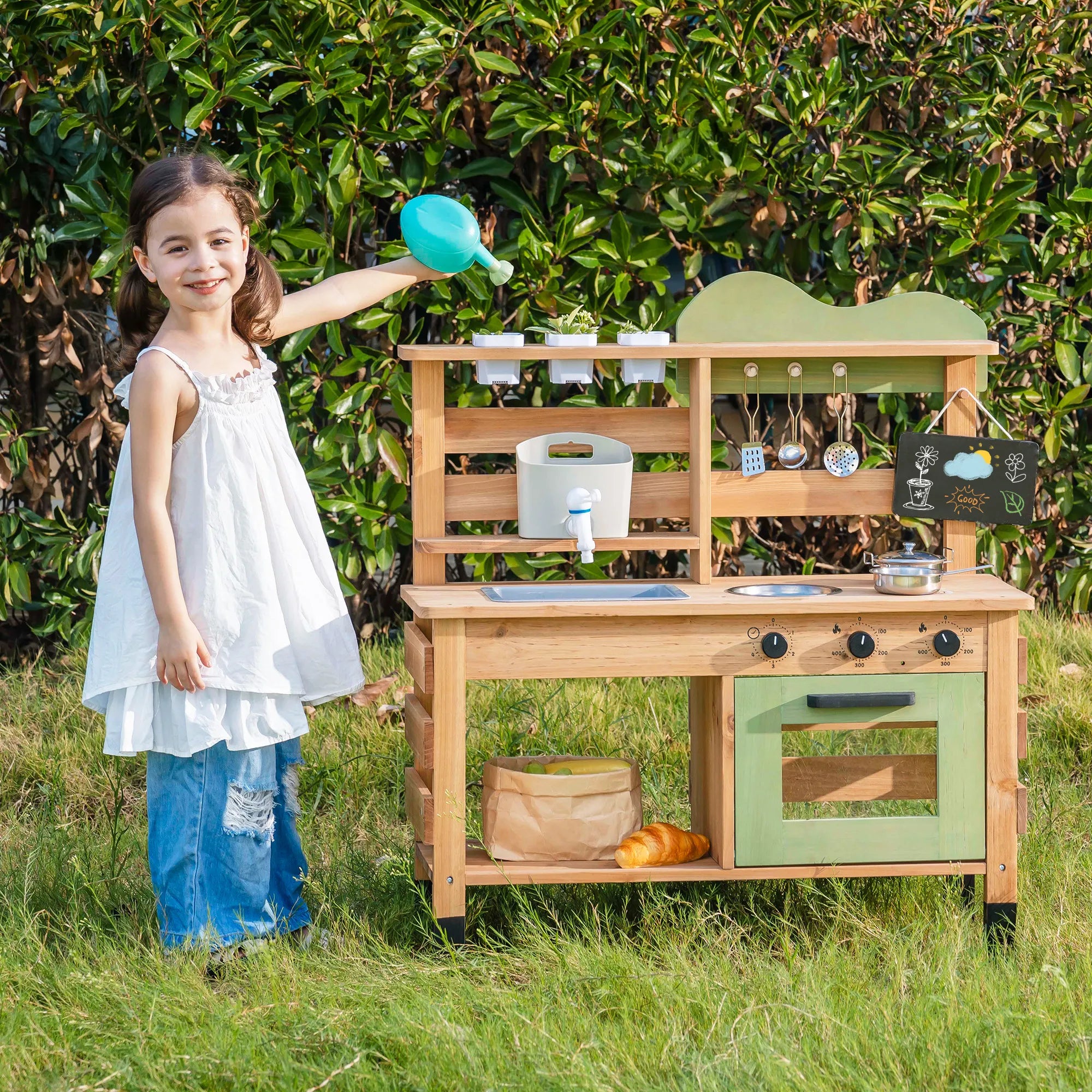 Outdoor Mud Kitchens