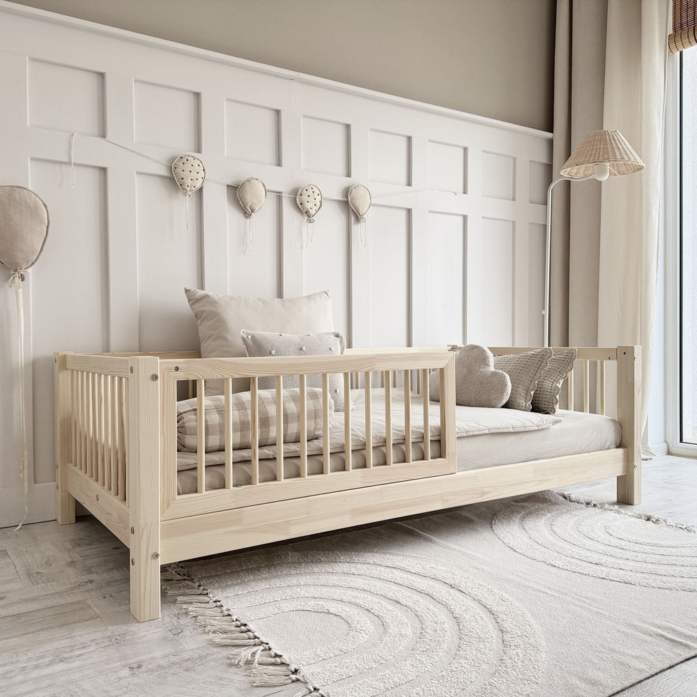 Esme Kid's Day Bed