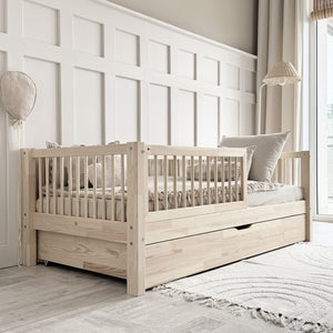 Esme Kid's Day Bed