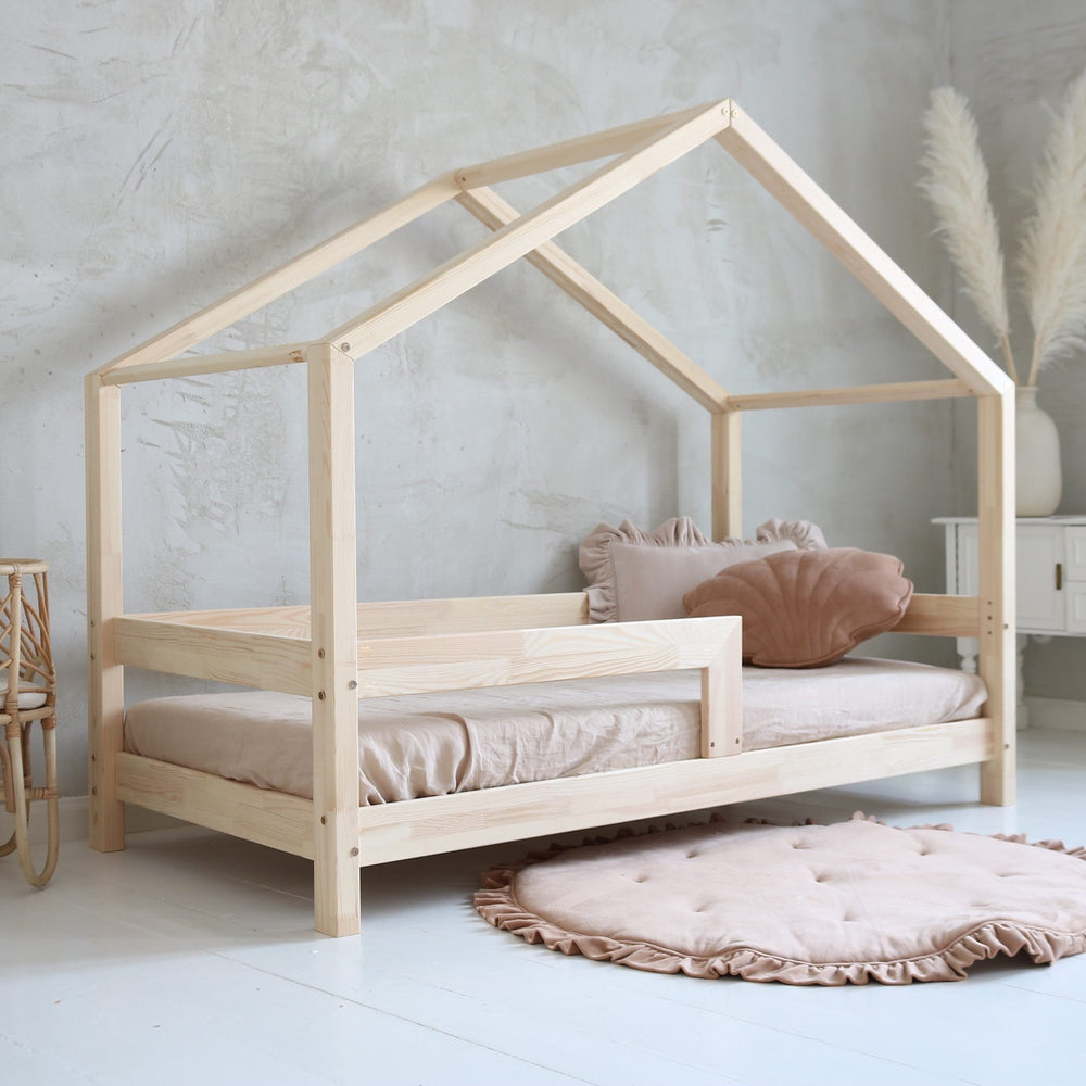 Evie House Bed