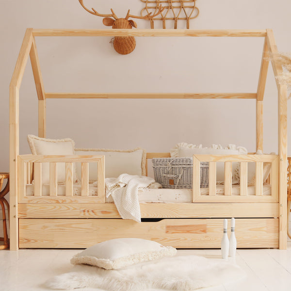 Isla House Bed