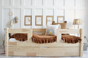 Luca Kid's Day Bed