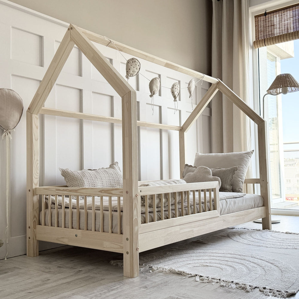 Maisie House Bed