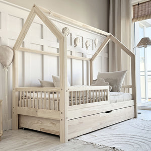 Maisie House Bed
