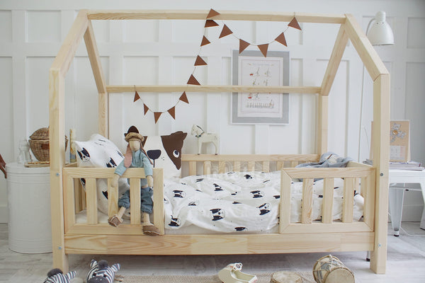 Noah House Bed - Dual Guard Rail