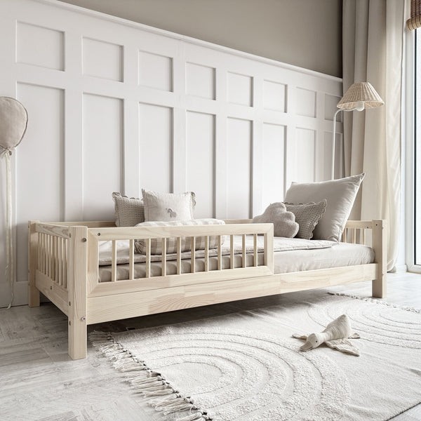 Reuben Kids' Day Bed