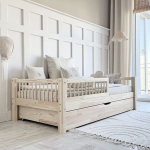 Reuben Kids' Day Bed