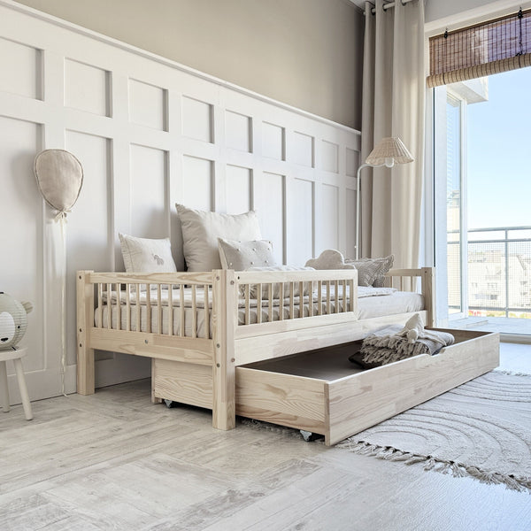 Reuben Kids' Day Bed